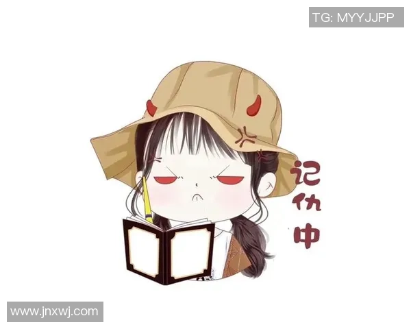 足球明星风格逗比女生动漫头像设计 可爱与活力并存的个性化形象展现