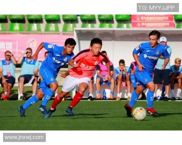 足球星火俱乐部青训体系助力青少年成长点燃未来足球梦想