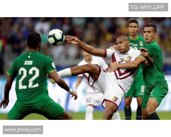 足球球星因冲突爆发激烈打斗集锦 盘点赛场上的暴力瞬间 足球球星因冲突爆发激烈打斗集锦 盘点赛场上的暴力瞬间