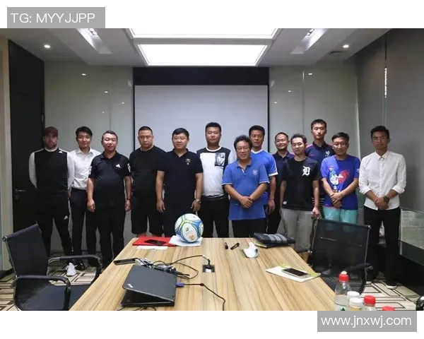 青海球星足球俱乐部发展历程与未来规划前景全面探讨 青海球星足球俱乐部发展历程与未来规划前景全面探讨
